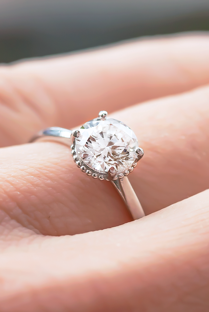 1.0CT Cathedral Set Round Moissanite Diamond Unique Solitaire Engagement Ring