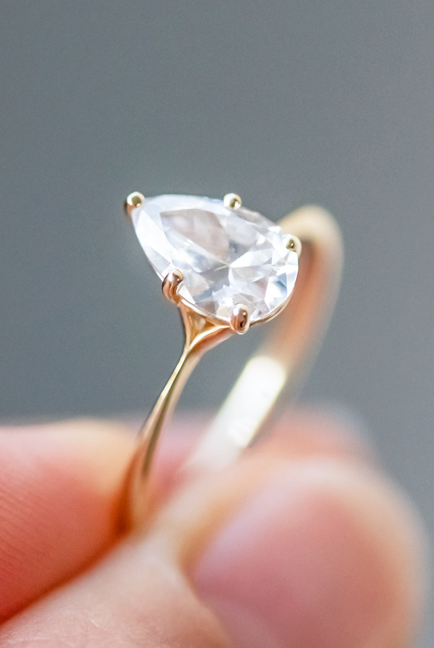 1.33CT Pear Split Shank Moissanite Diamond Solitaire Engagement Ring