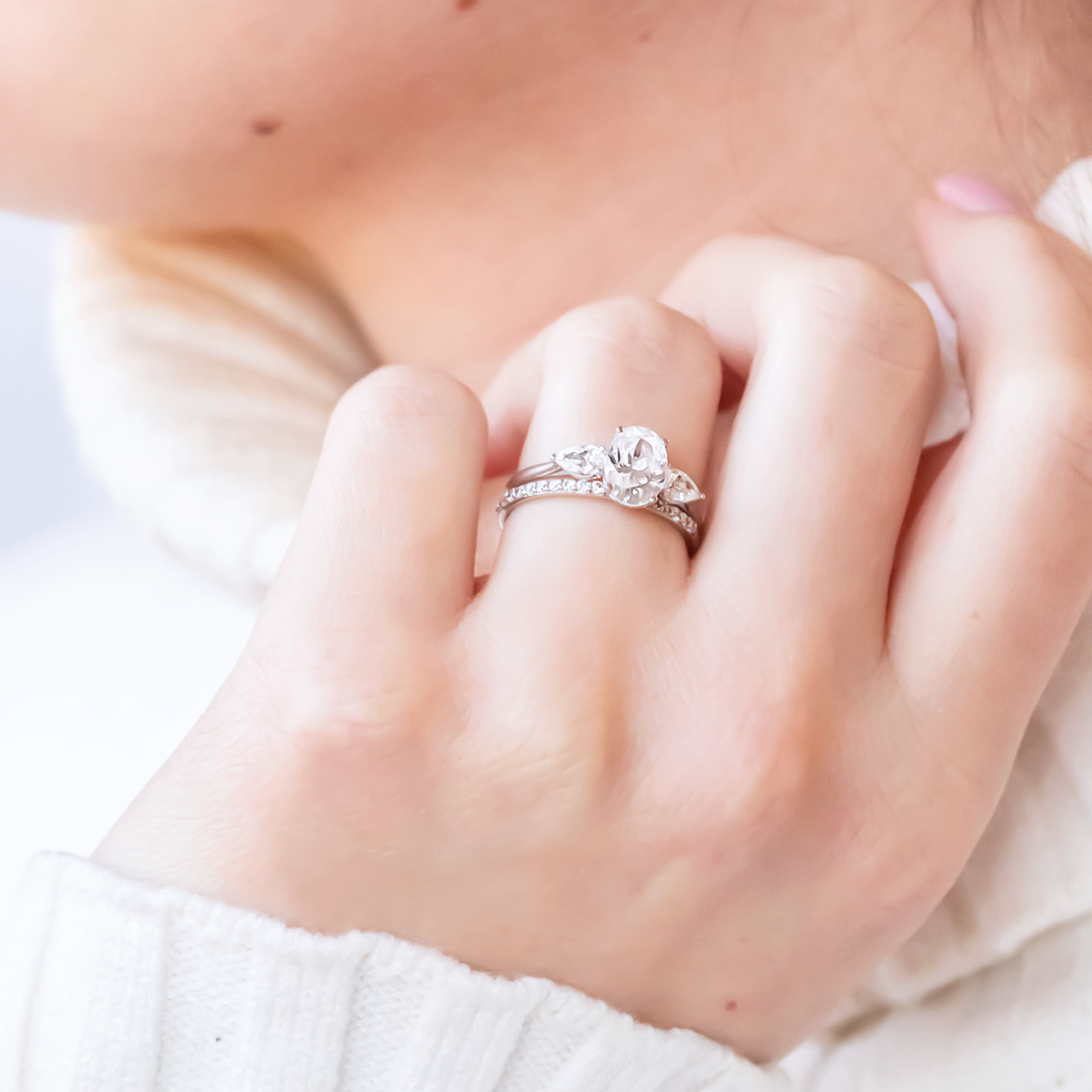 1.33CT Oval Three Stone Moissanite Diamond Solitaire Engagement Ring For Her