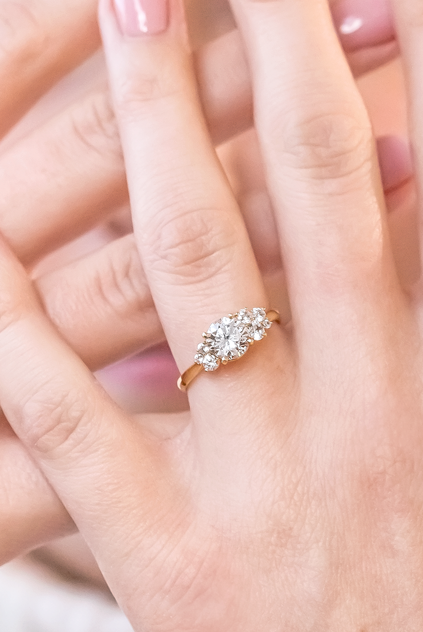 1.0CT Round Cluster Moissanite Diamond Solitaire Engagement Ring In Solid Gold