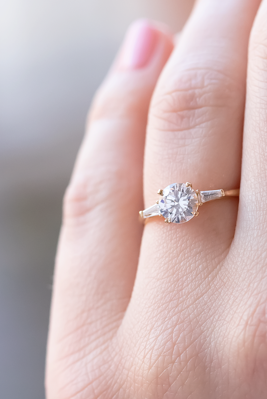 Moissanite jewelry sets with satisfaction guarantee