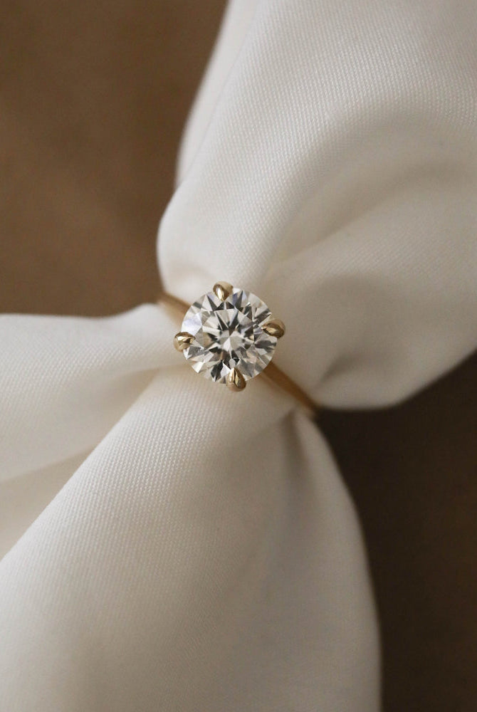 Luxury Moissanite Engagement Ring