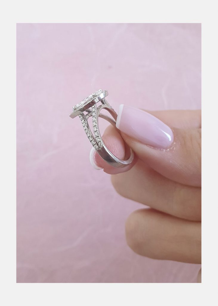 Moissanite Diamond Engagement Ring