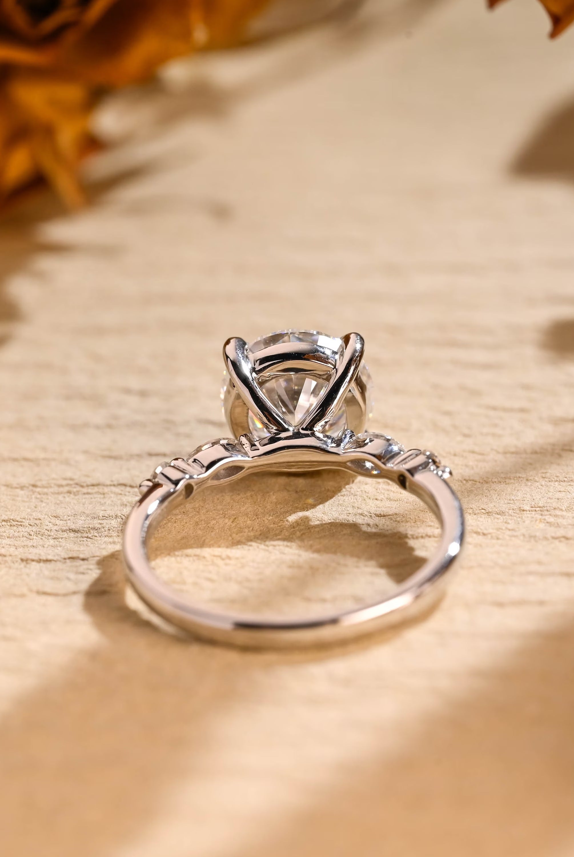 Round Brilliant Moissanite Ring