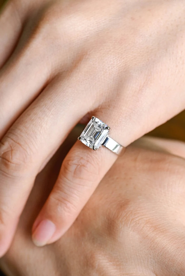 Emerald Diamond Ring