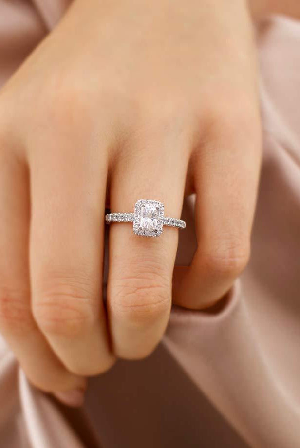 0-70-ct-radiant-shaped-moissanite-halo-style-engagement-ring