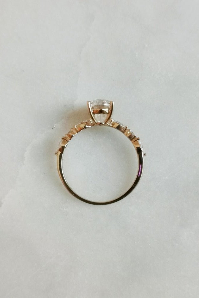 1-70-ct-oval-shaped-moissanite-solitaire-engagement-ring