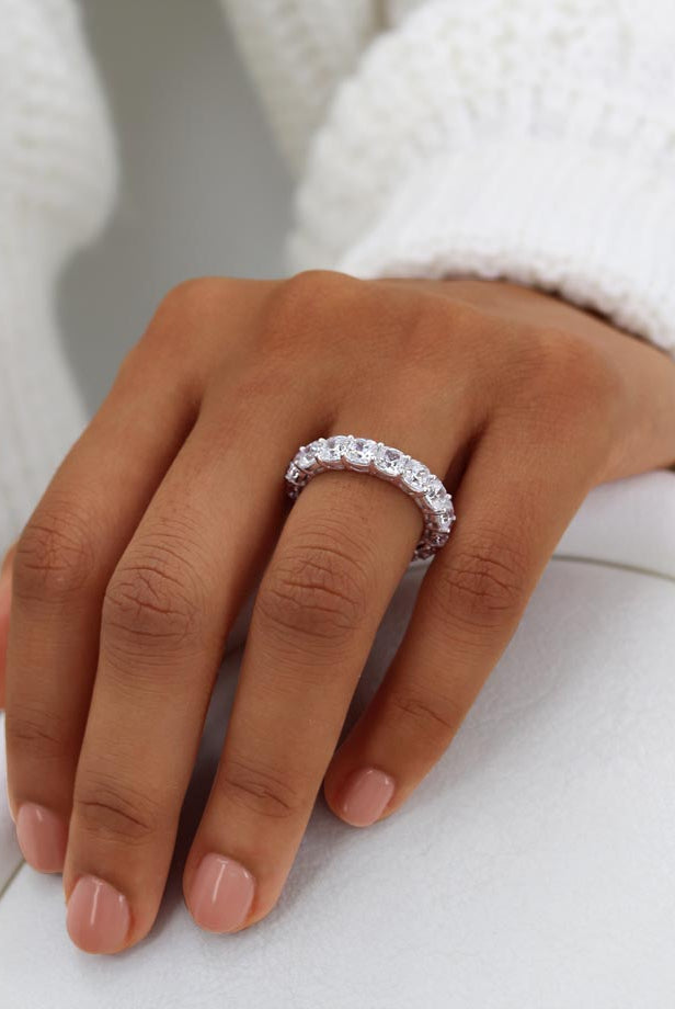 cushion-shaped-moissanite-full-eternity-style-wedding-band