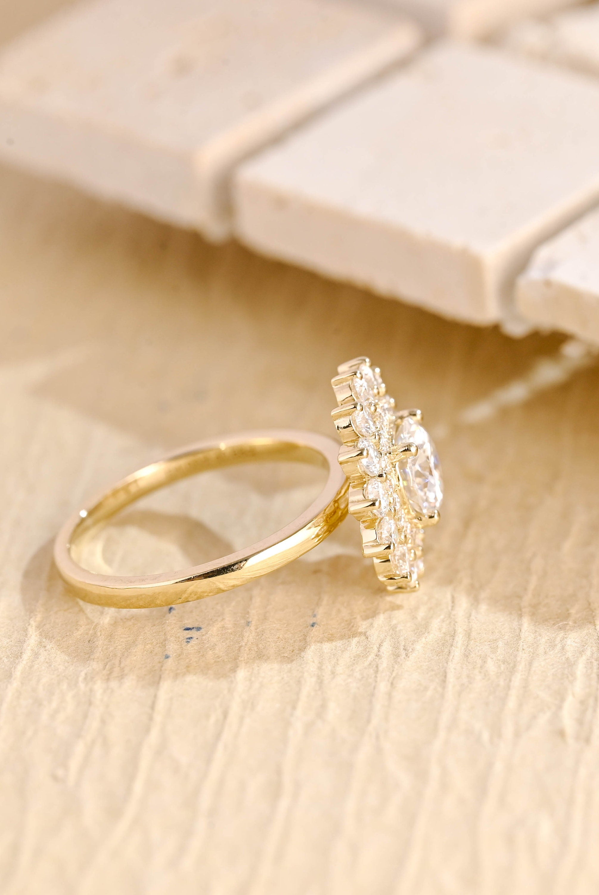 Round Cut Wedding Ring Online USA