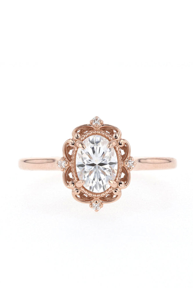 Luxury Oval Engagement Ring