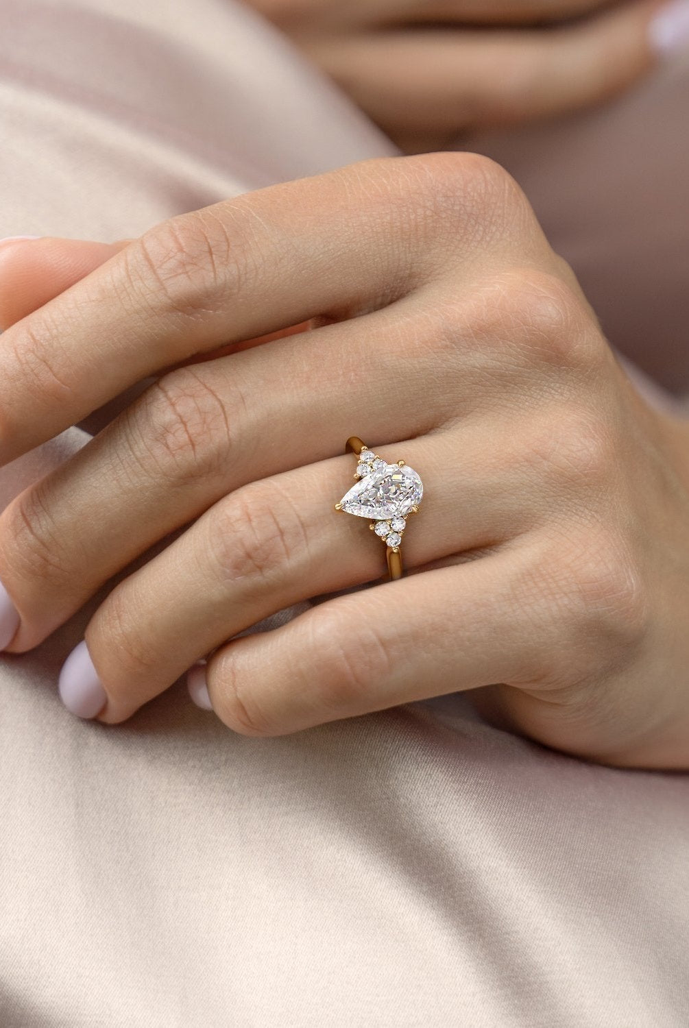2-0-ct-pear-cut-cluster-moissanite-engagement-ring