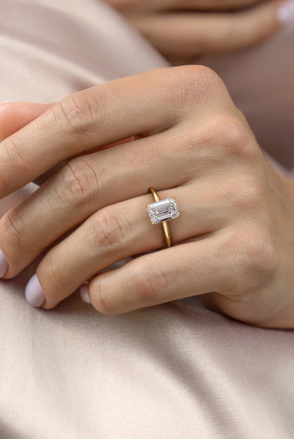 2-10-ct-emerald-solitaire-hidden-halo-setting-moissanite-engagement-ring