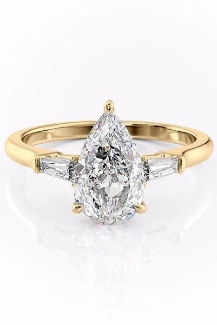 2-0-ct-pear-cut-three-stone-moissanite-engagement-ring-12