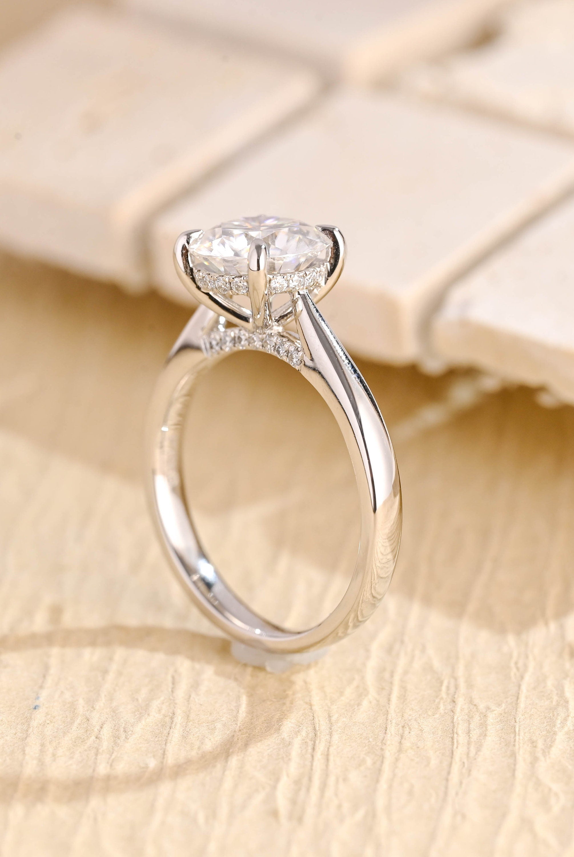 Round Cut Moissanite Ring