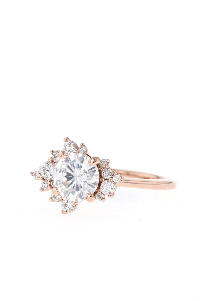 Elegant Cluster Ring