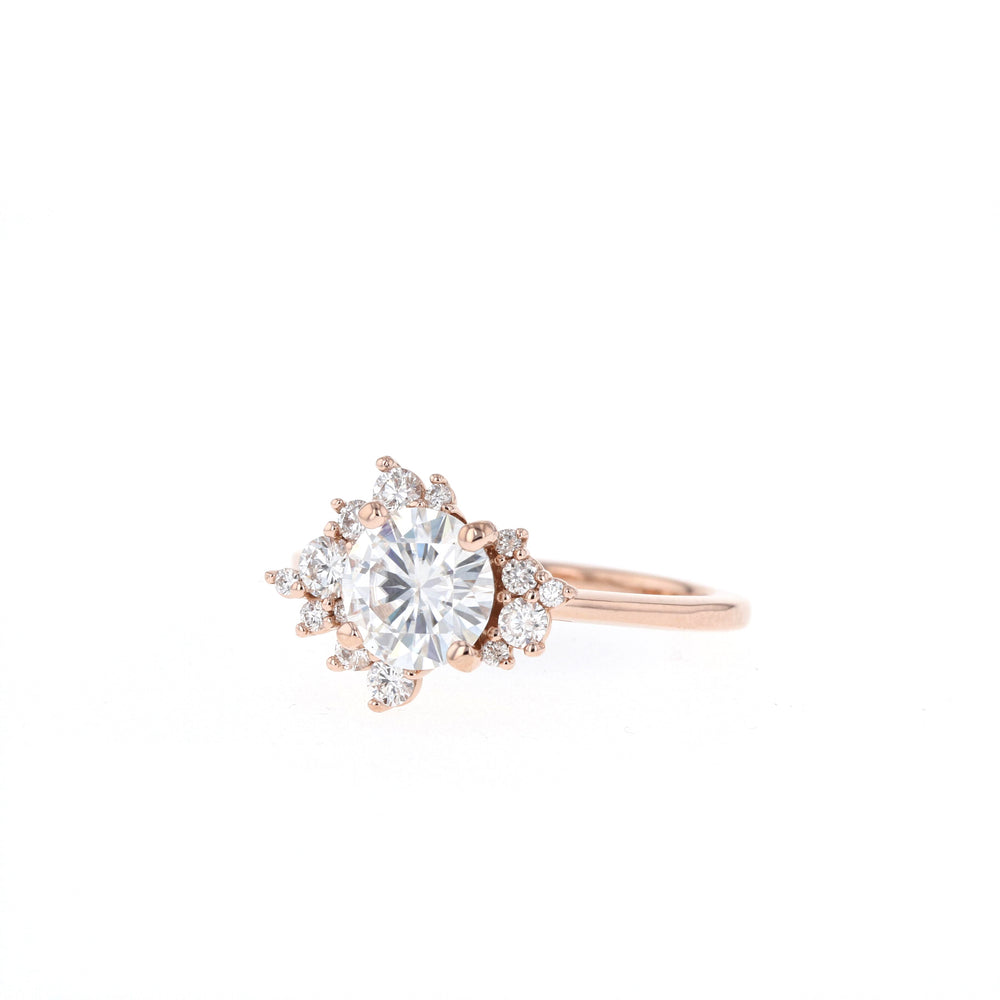 Elegant Cluster Ring