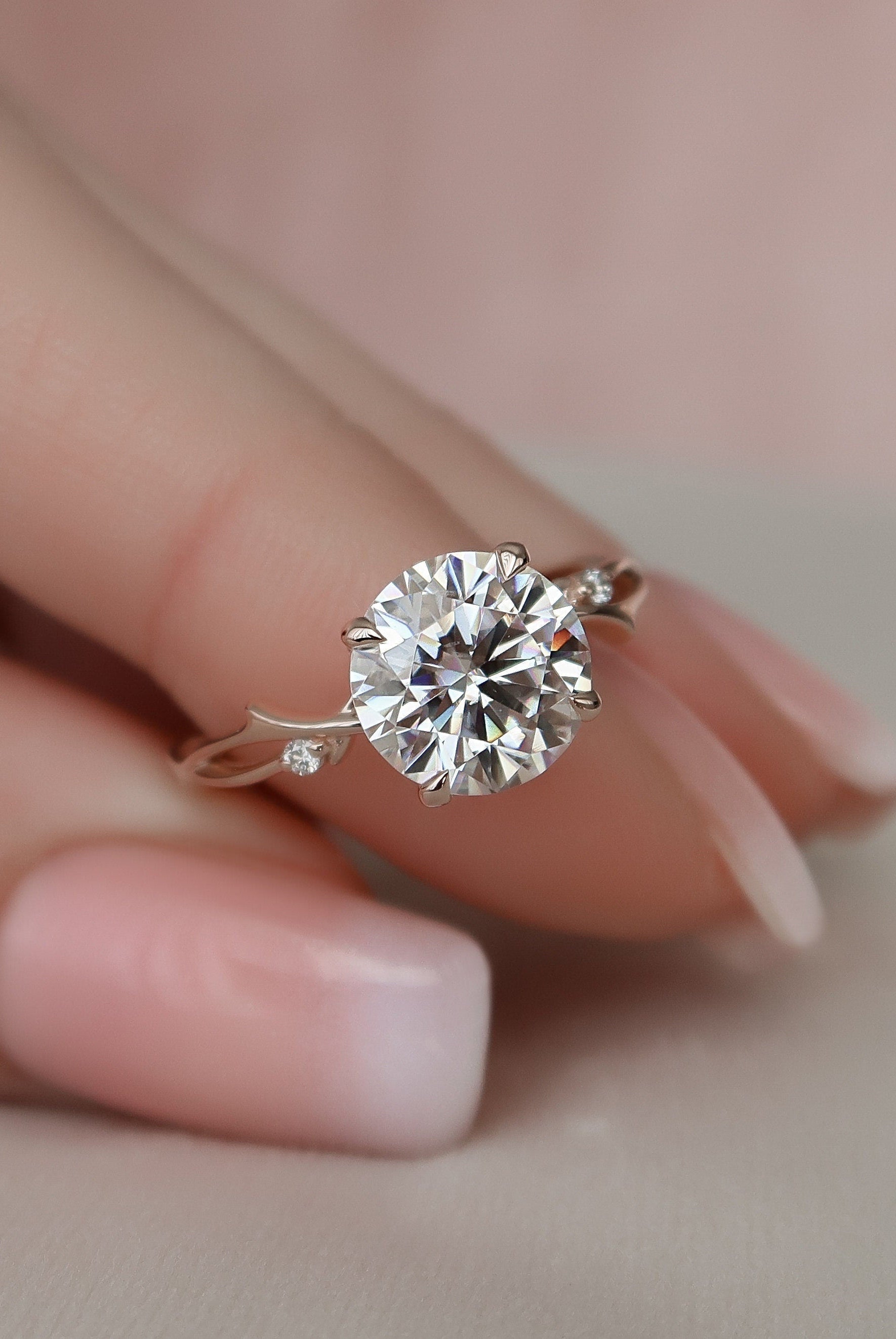 Glamorous gemstone engagement rings online
