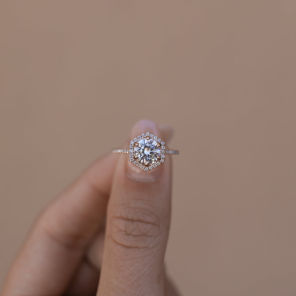 1.30CT Round Halo Moissanite Diamond Engagement Ring