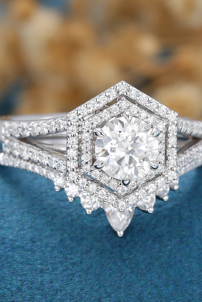 round-shaped-moissanite-double-halo-bridal-set