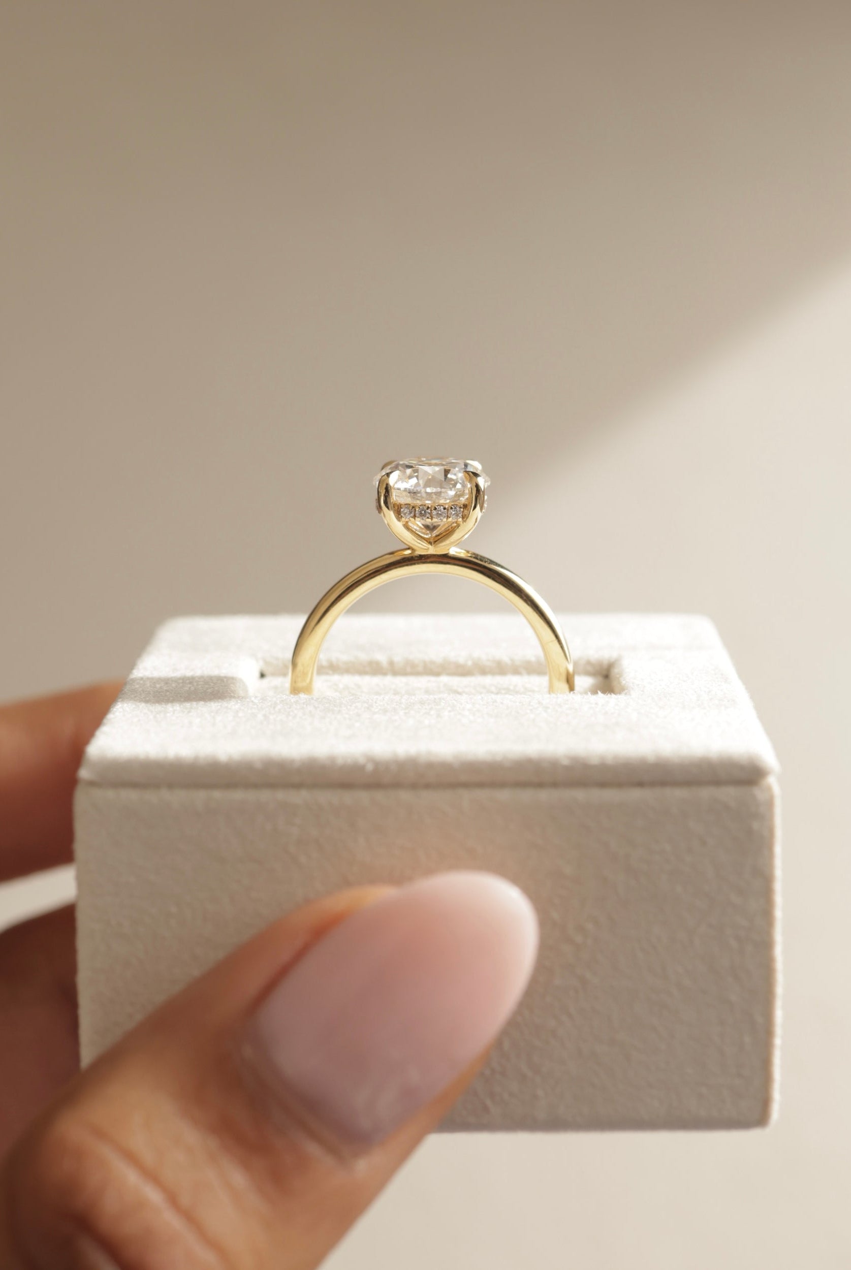 Round Cut Moissanite Ring