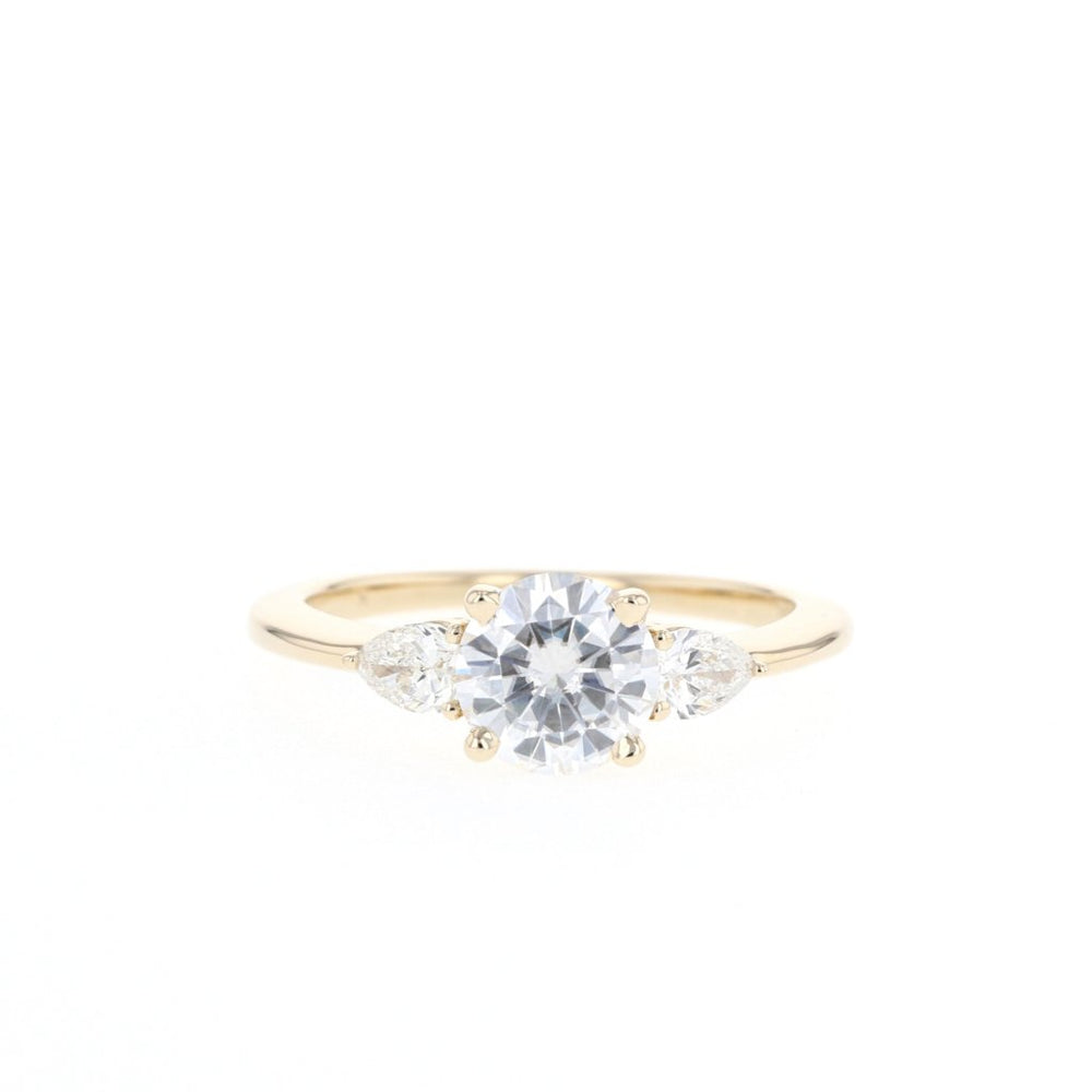 1.05CT Three Stone Round Moissanite Diamond Solitaire Engagement Ring