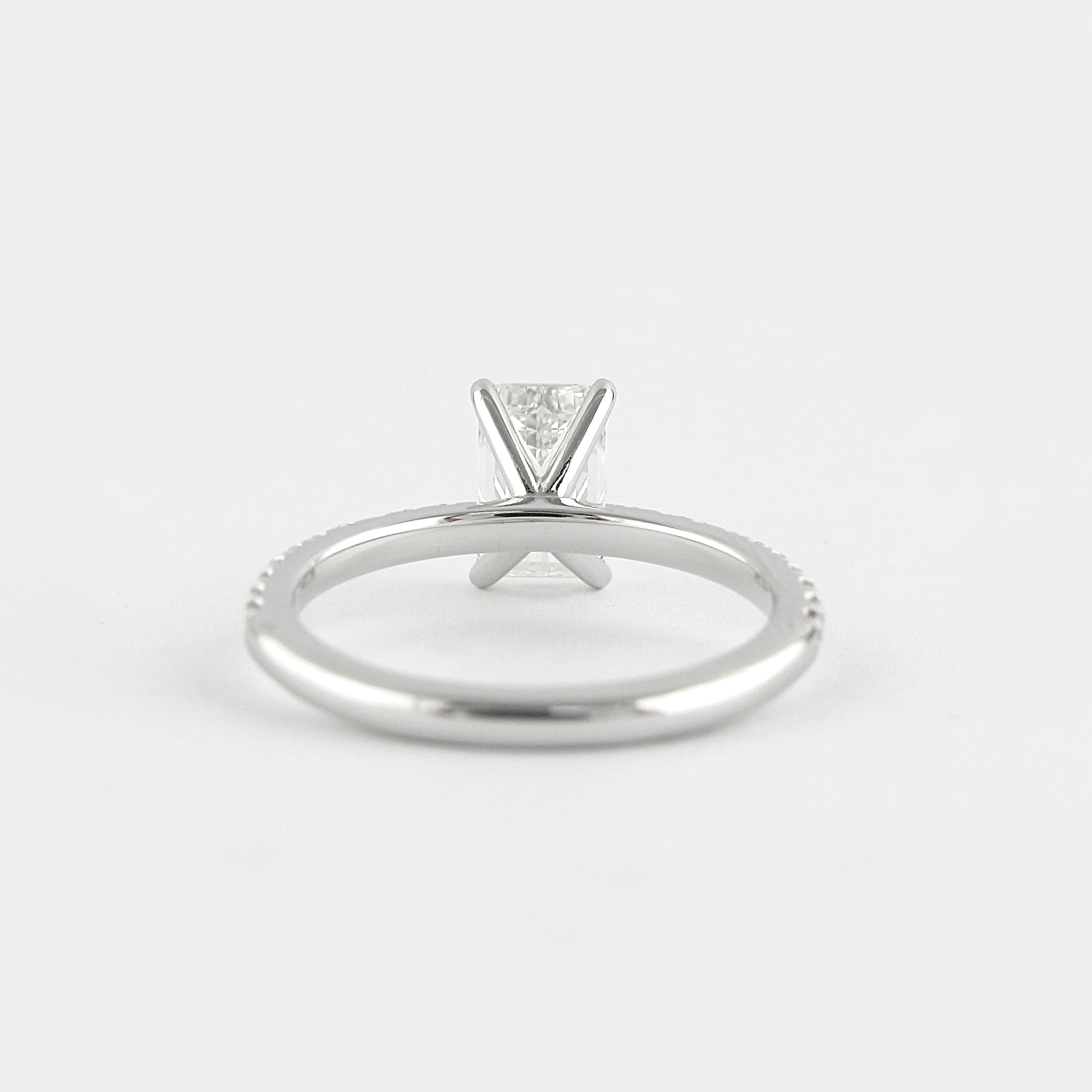 Moissanite jewelry set for wedding anniversary celebration gifts picks