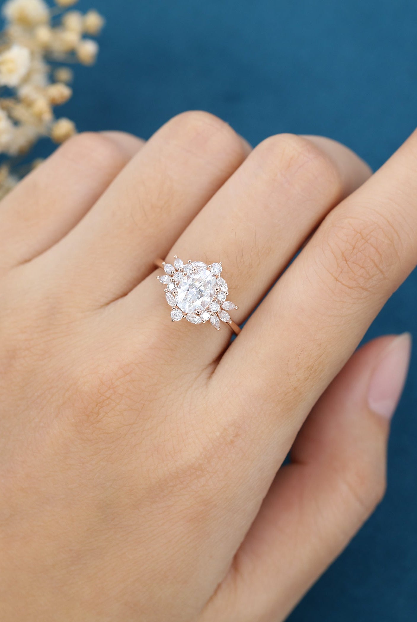oval-shaped-moissanite-cluster-engagement-ring-22