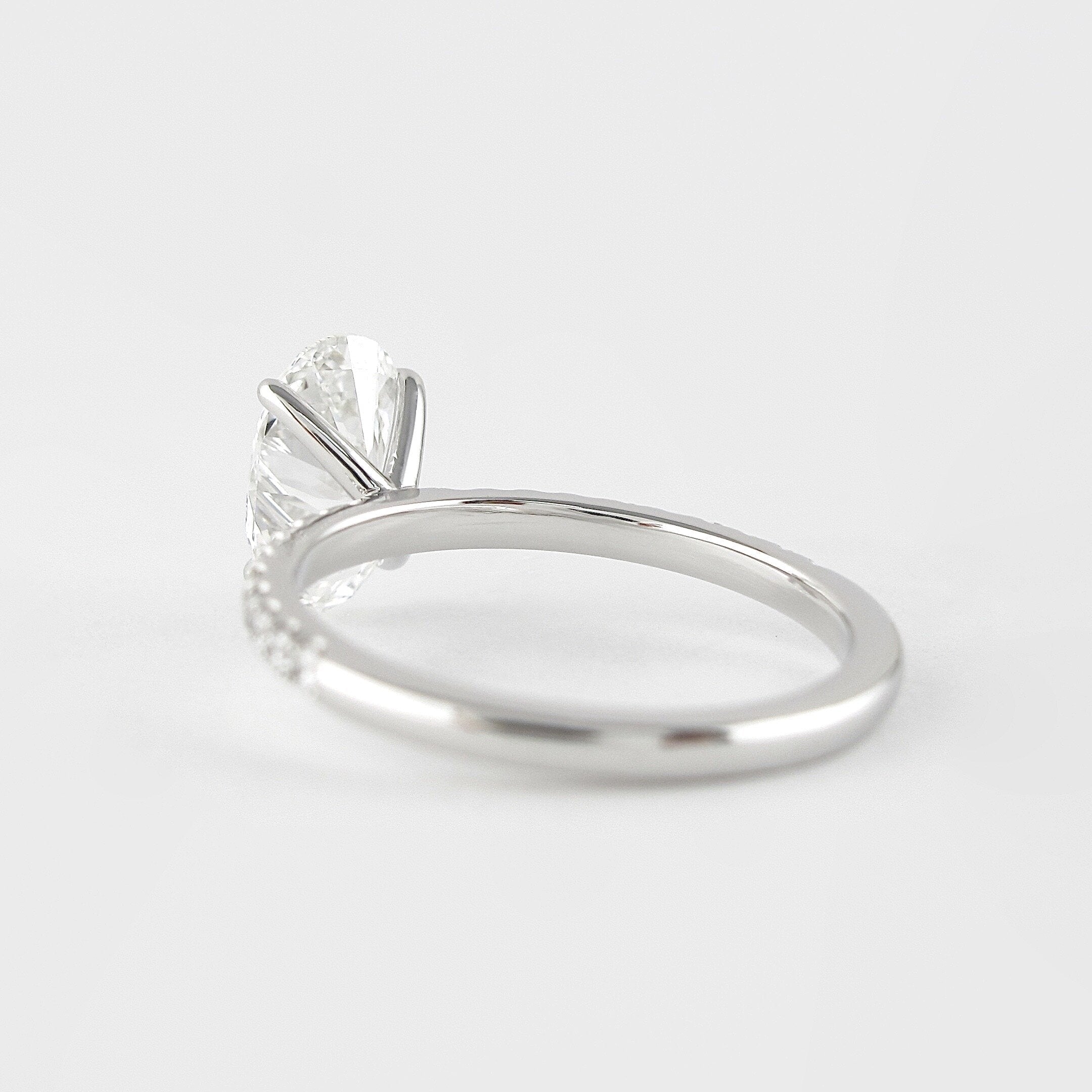 Moissanite jewelry set for special occasion party favors gifts choices