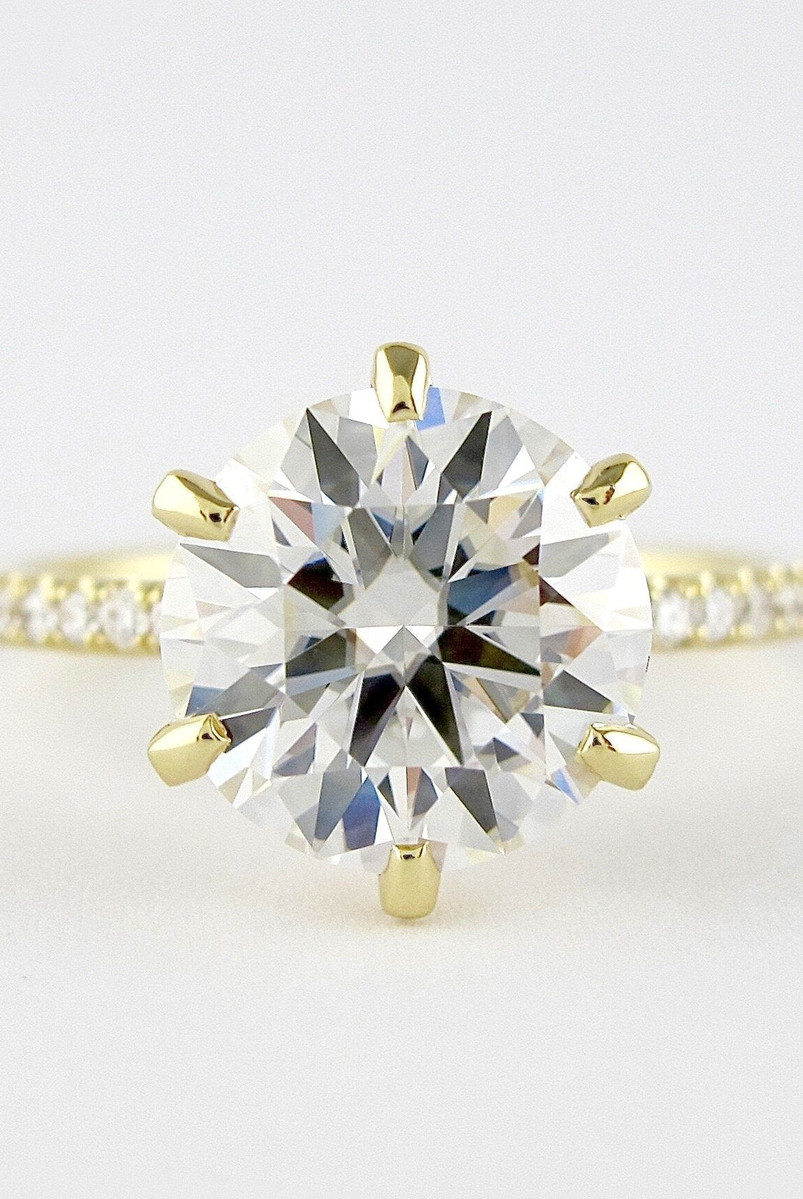 Moissanite jewelry set for New Year celebration gifts options