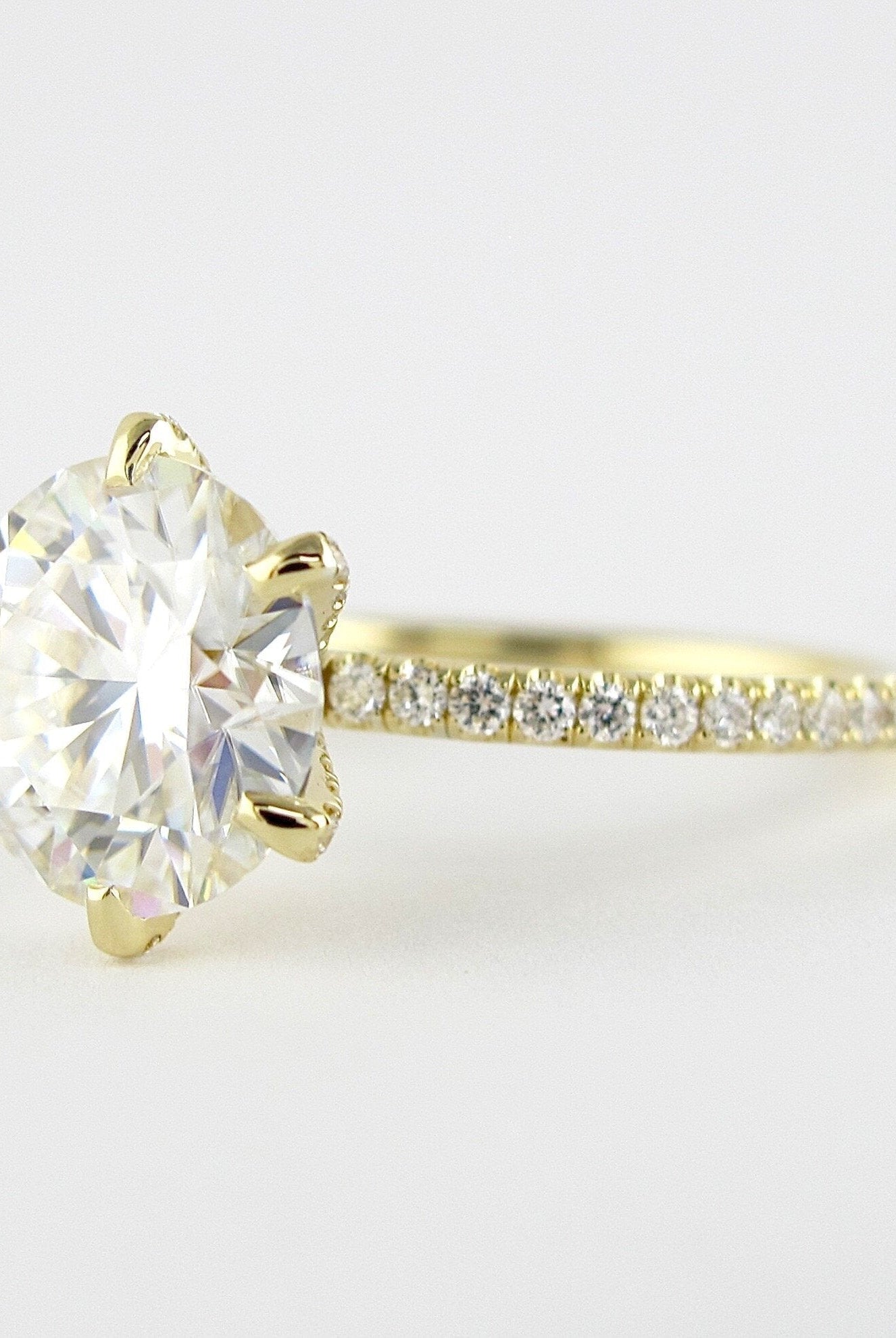 Moissanite jewelry set for bridal shower party gifts options