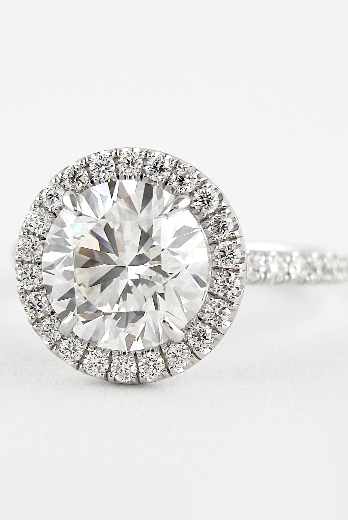 1.0CT Round Pave Moissanite Diamond Halo Engagement Ring In Solid Gold