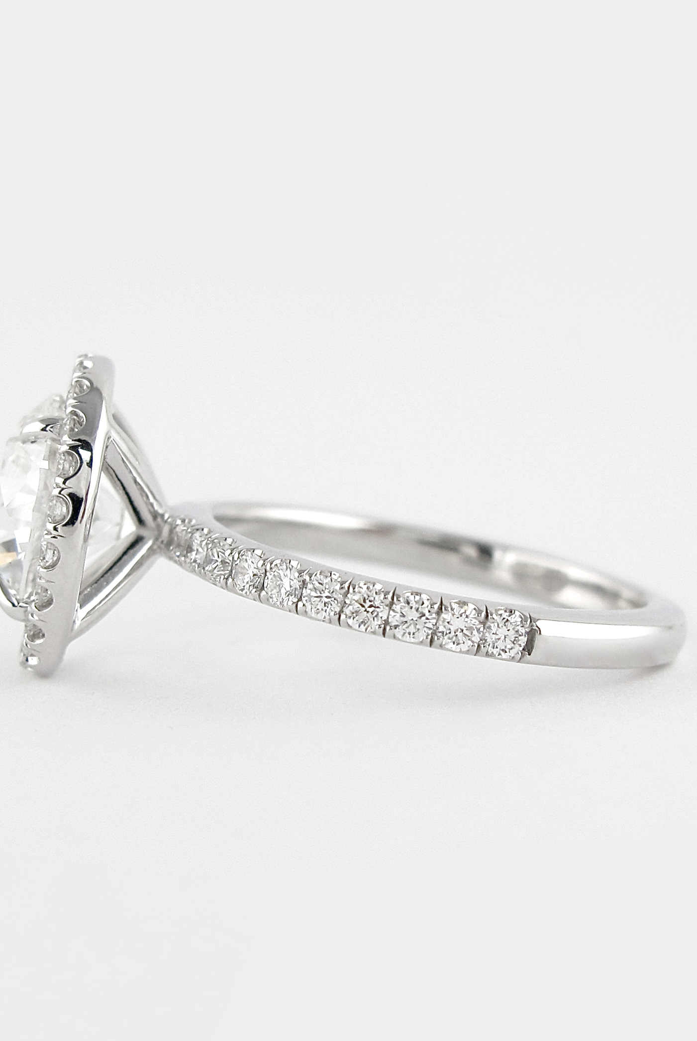 1.0CT Round Pave Moissanite Diamond Halo Engagement Ring In Solid Gold