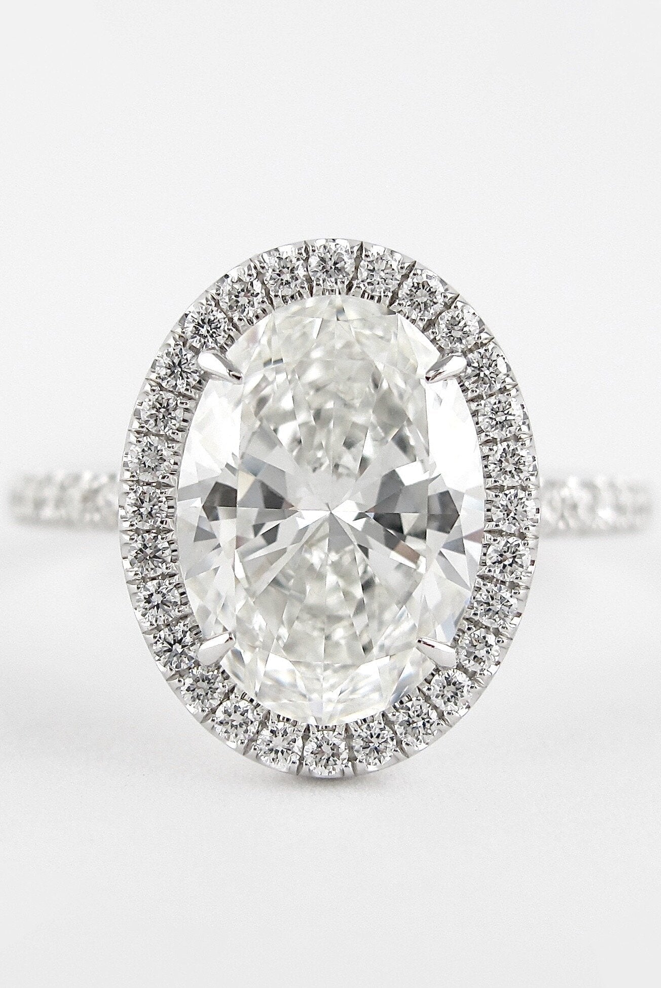1.91CT Oval Halo Moissanite Diamond Pave Engagement Ring