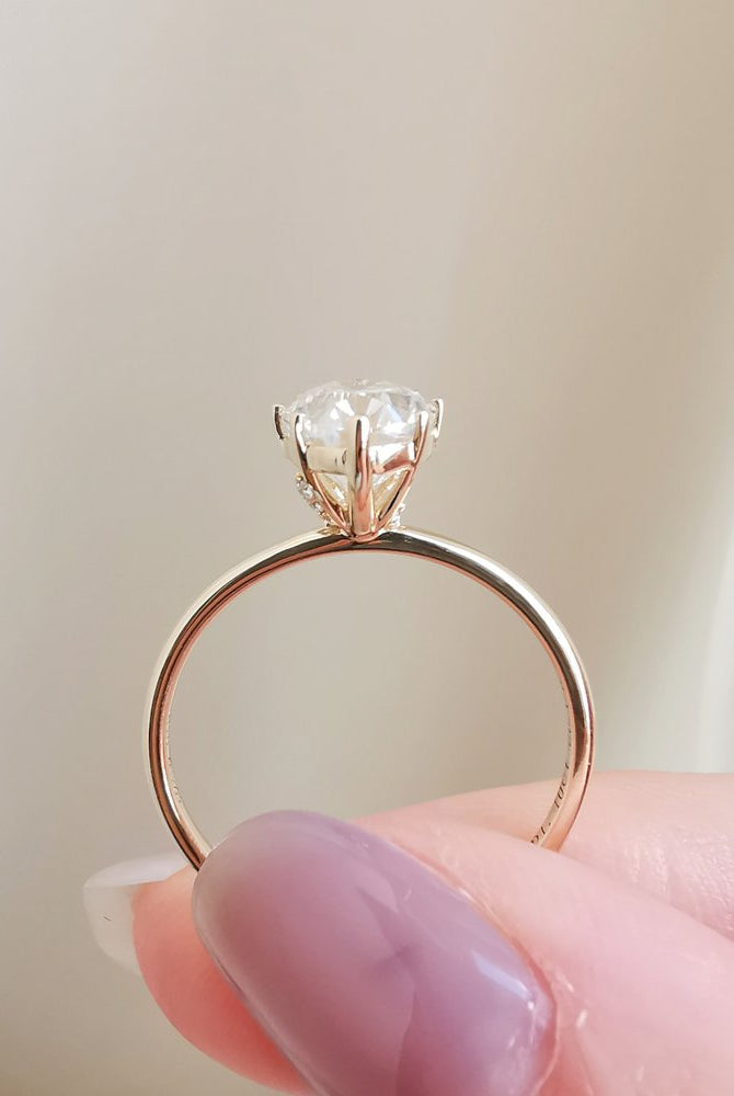 1-50-ct-round-shaped-moissanite-solitaire-engagement-ring-13