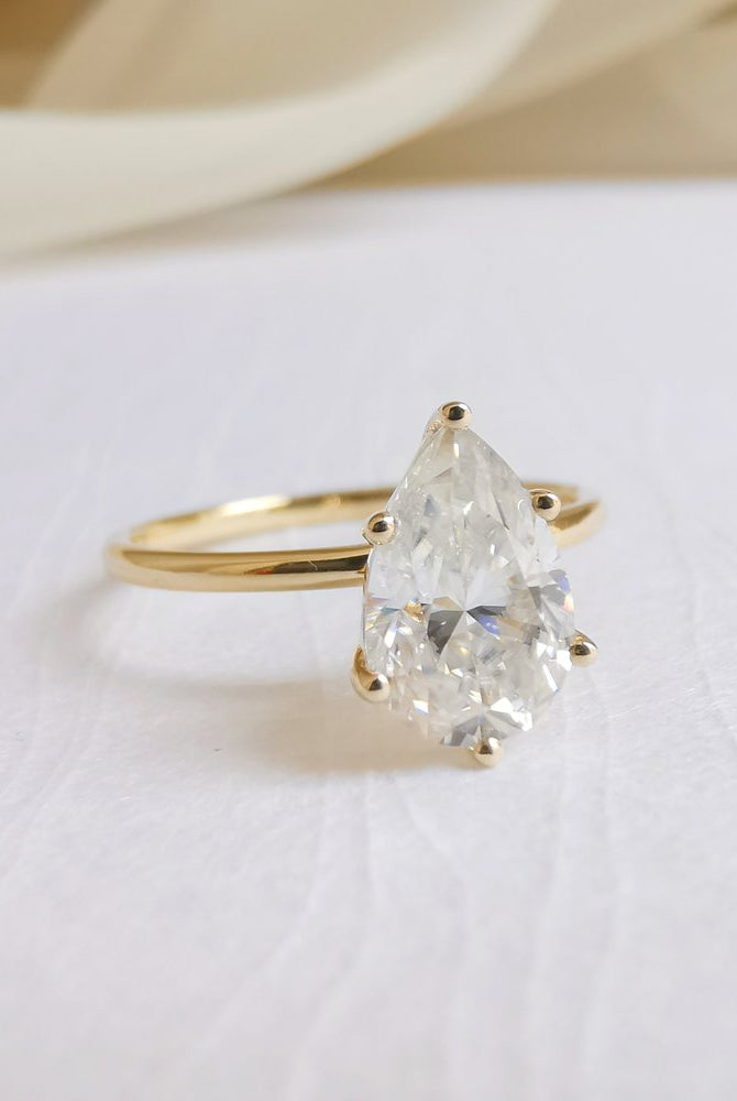1-36-ct-pear-shaped-moissanite-solitaire-engagement-ring