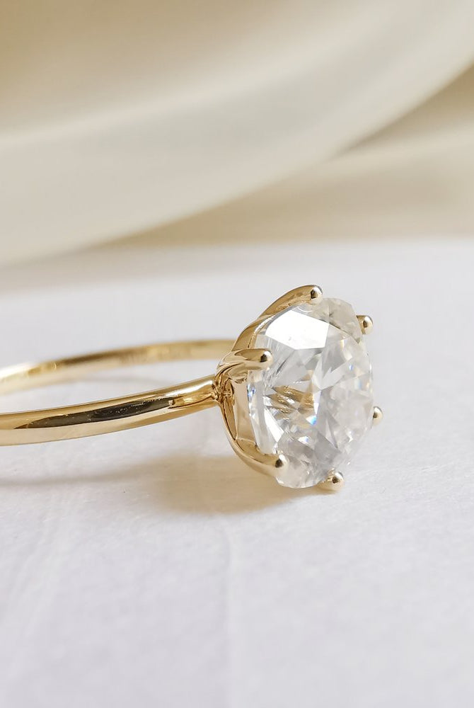 2-0-ct-cushion-shaped-moissanite-solitaire-engagement-ring-3