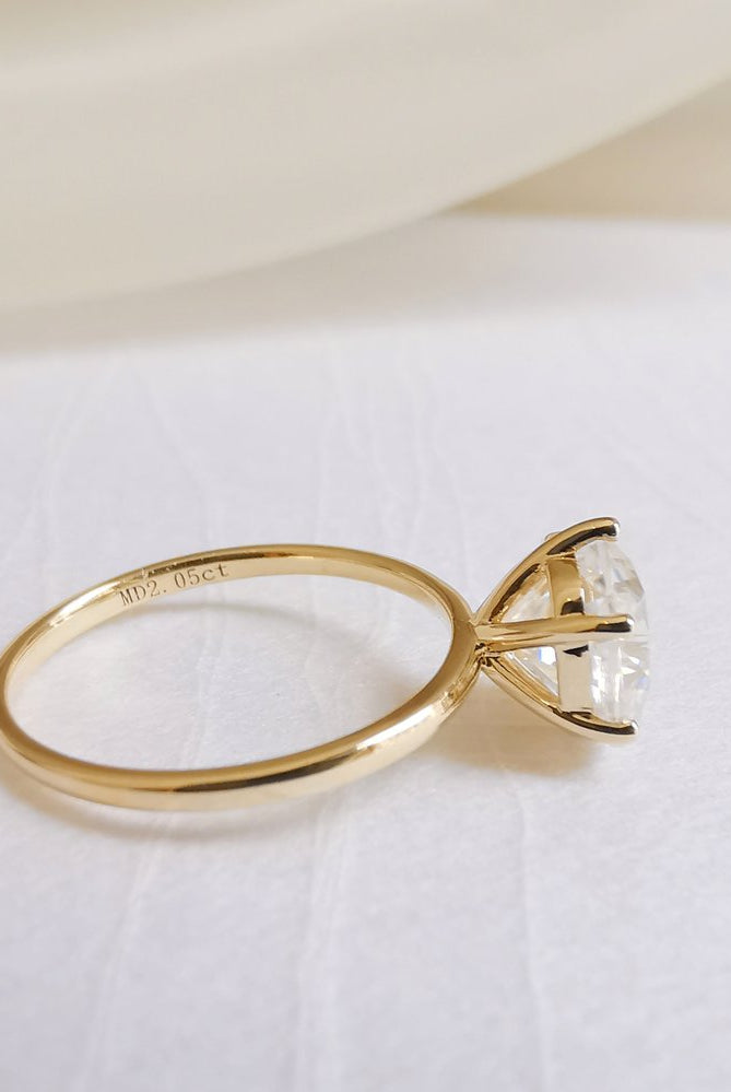 2-0-ct-cushion-shaped-moissanite-solitaire-engagement-ring-4
