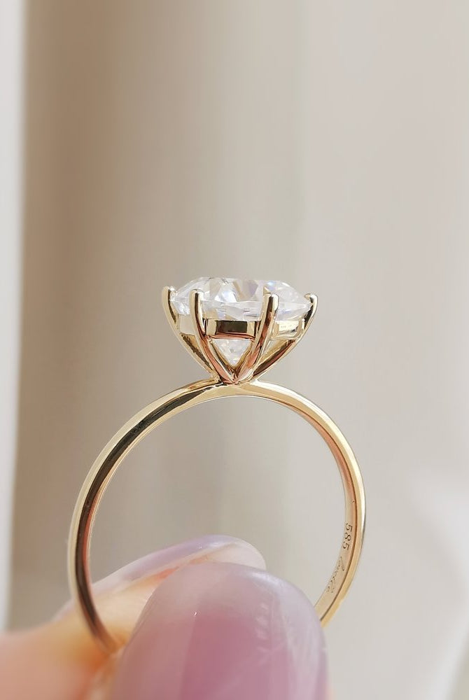 2-0-ct-cushion-shaped-moissanite-solitaire-engagement-ring-7