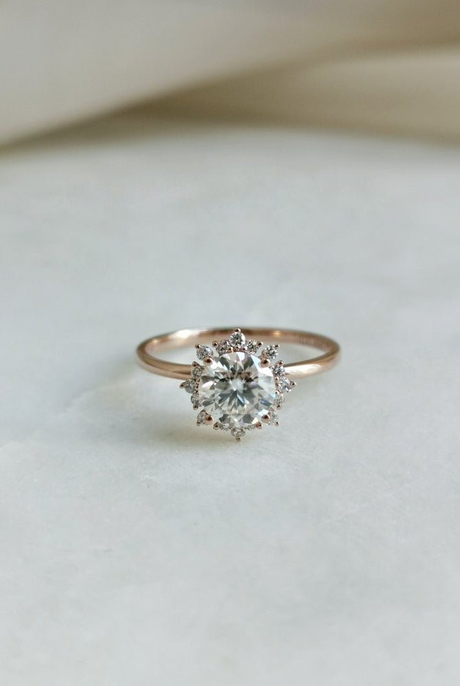 0-80-ct-round-shaped-cluster-halo-engagement-ring