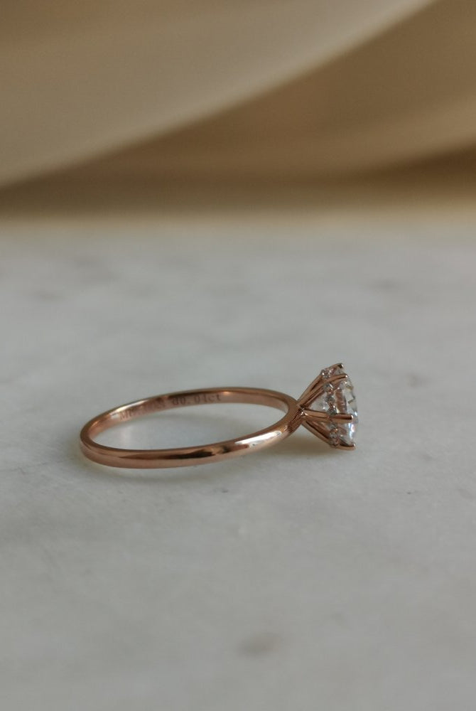 3-0-ct-round-shaped-moissanoite-hidden-halo-engagement-ring