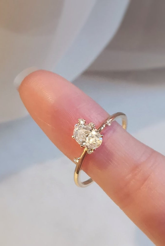0-50-ct-oval-shaped-moissanite-cluster-engagement-ring