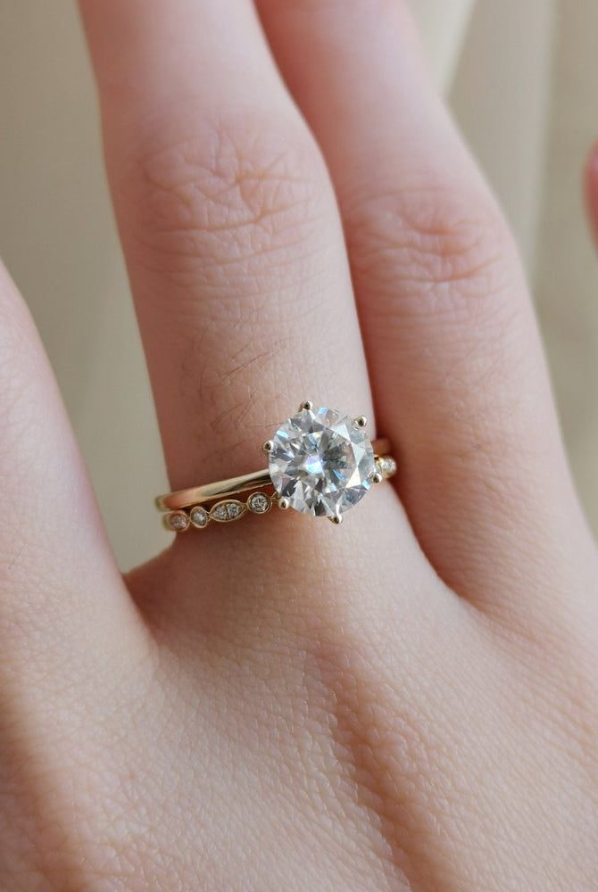 1-50-ct-round-shaped-moissanite-solitaire-engagement-ring-21