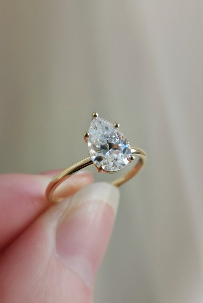 1-36-ct-pear-shaped-moissanite-solitaire-engagement-ring
