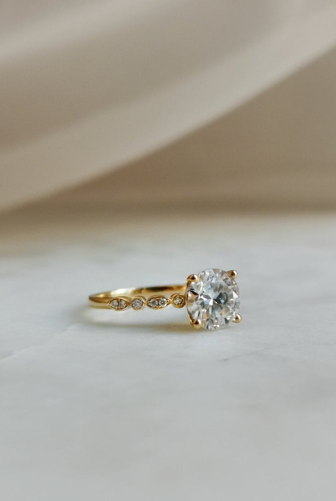 1-20-ct-round-shaped-moissanite-pave-setting-engagement-ring-2