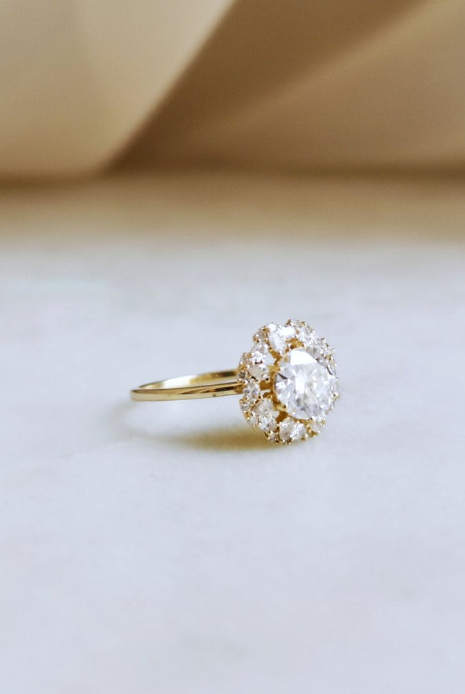 1-0-ct-round-shaped-moissanite-halo-engagement-ring-3