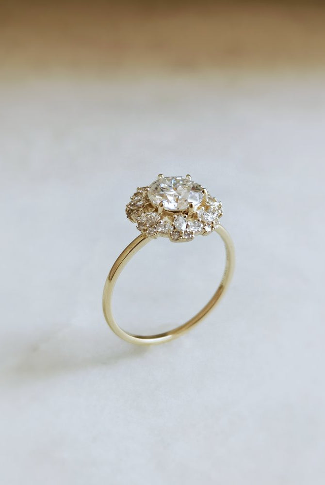 1-0-ct-round-shaped-moissanite-halo-engagement-ring-7