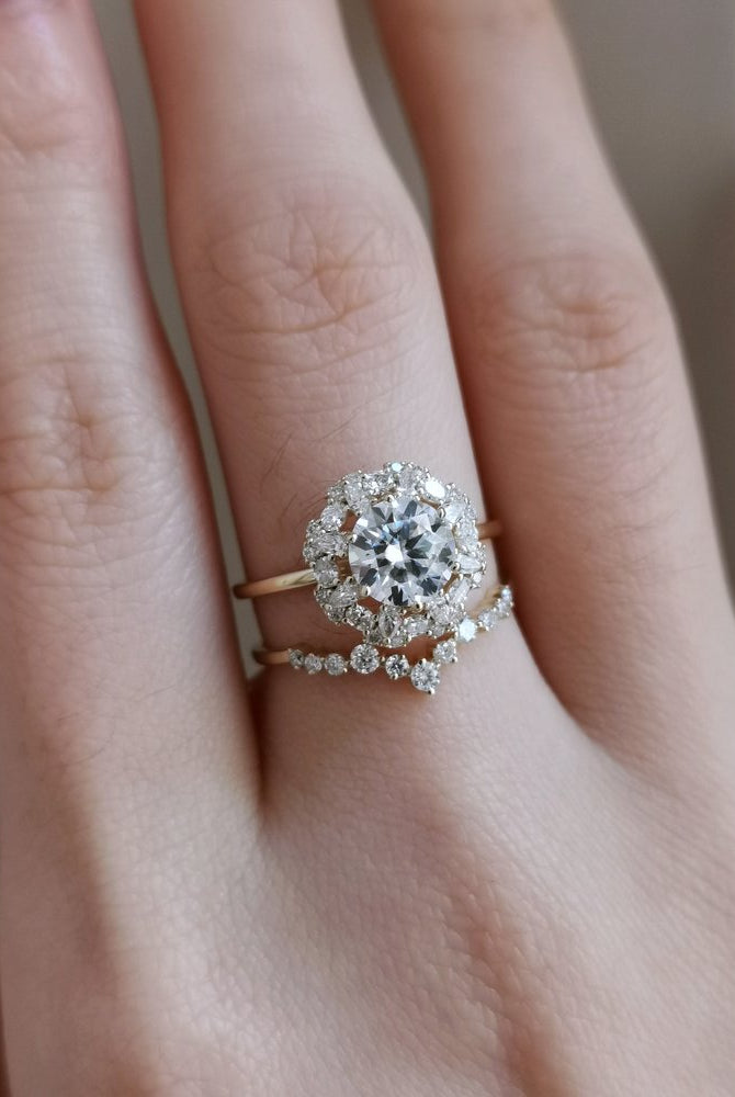 1-0-ct-round-shaped-moissanite-halo-engagement-ring-8