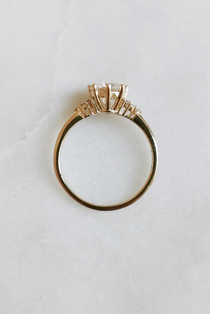 1-0-ct-round-shaped-moissanite-cluster-engagement-ring