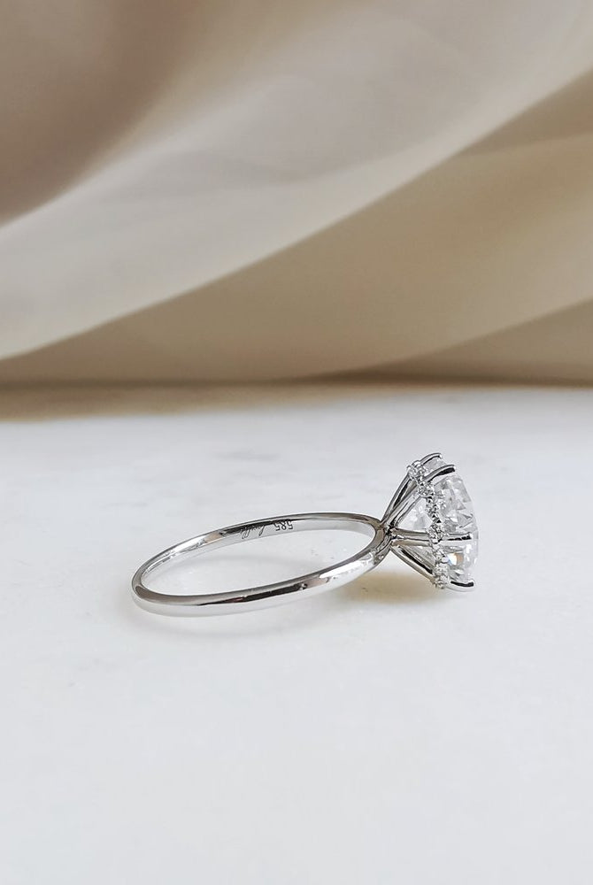 3-0-ct-round-shaped-moissanoite-hidden-halo-engagement-ring