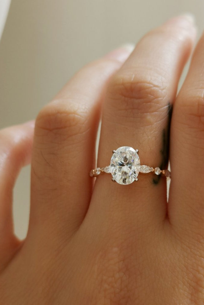 1-70-ct-oval-shaped-moissanite-solitaire-engagement-ring